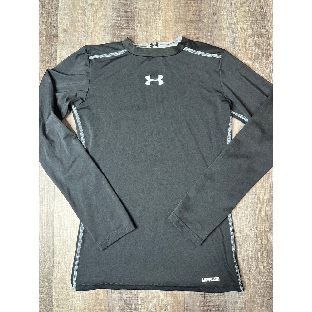Under Armour HeatGear Youth Medium Black Long Sleeve Fitted Shirt UPF 50+